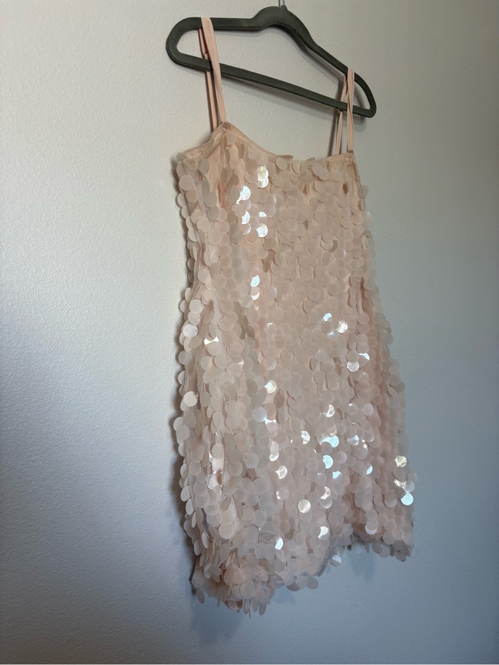 Beginning Boutique size 4 women’s sequin strap mini dress blush pink